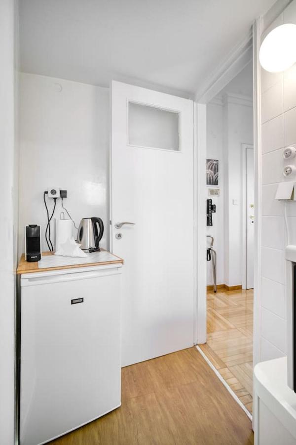 The Cactus Apartment With Large Sunny Balcony Athen Eksteriør bilde
